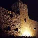 Mani Charabos فيلة Stavríon