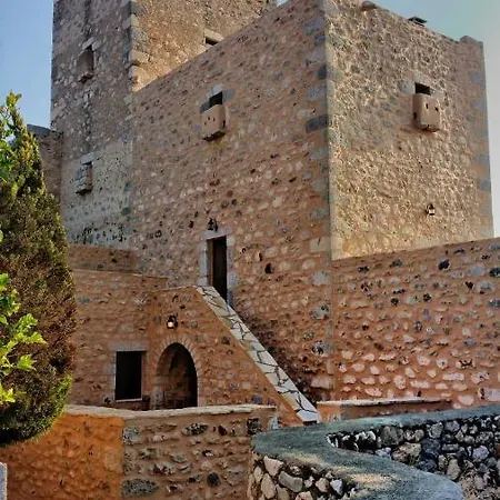 וילה Mani Charabos Stavríon