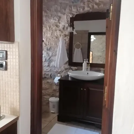 Villa Mani Charabos Stavríon