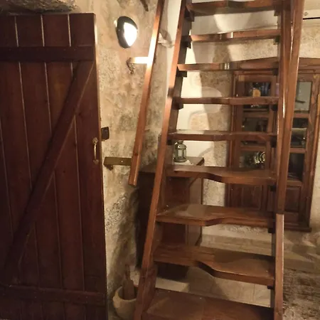 Villa Mani Charabos Stavríon