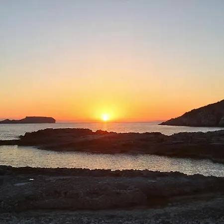 Βίλα Mani Charabos *