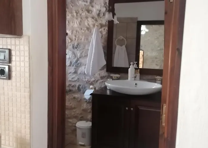 Villa Mani Charabos Stavrion