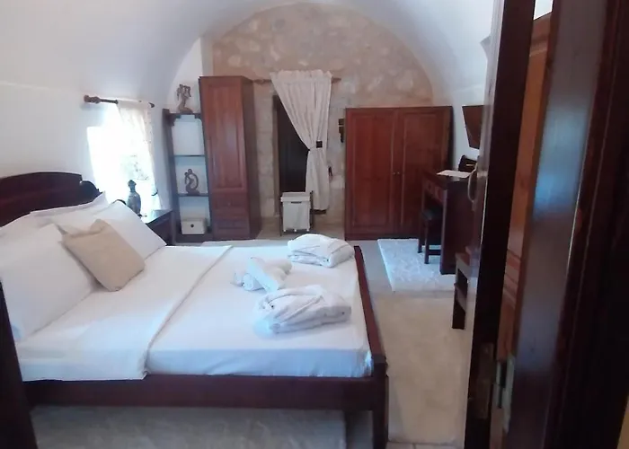 Mani Charabos Stavríon