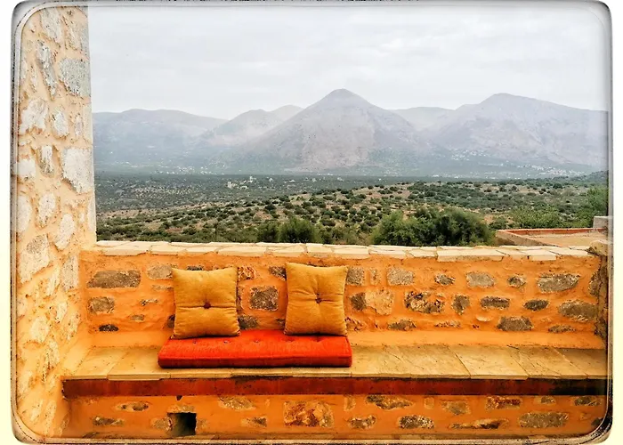 Villa Mani Charabos *